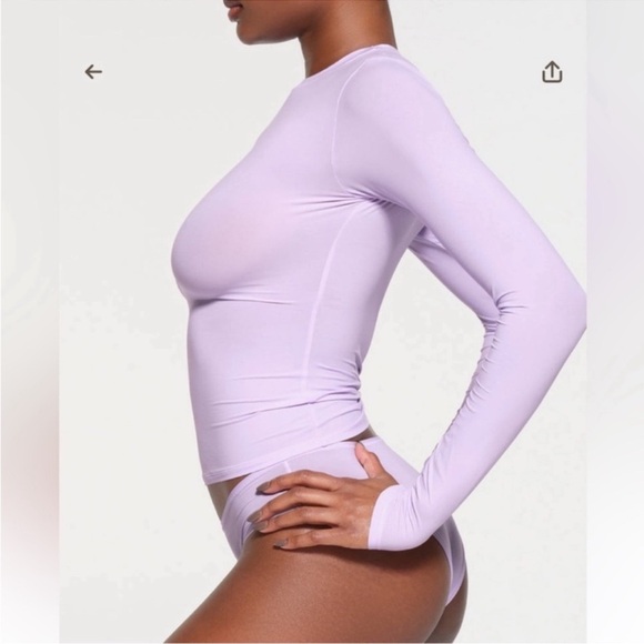 NWT SKIMS Tee - Picture 3 of 8